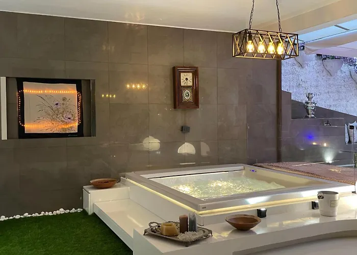 Apartment Wow Mega Jacuzzi Overlooking The Sea In The Center *