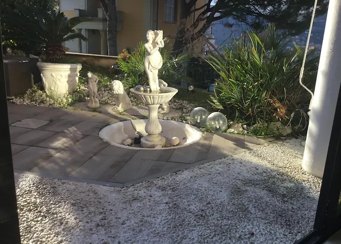 Wow Mega Jacuzzi Overlooking The Sea In The Center Apartamento La Spezia