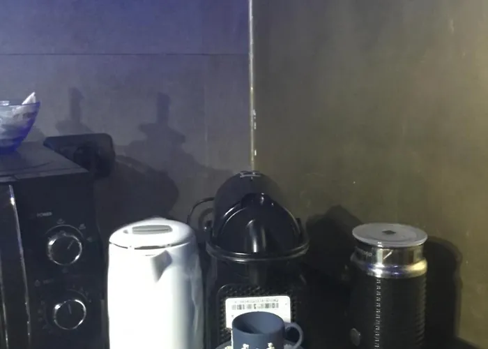 Wow Mega Jacuzzi Overlooking The Sea In The Center